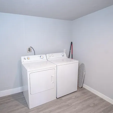 Stylish 4 Br2Ba Renovated Home Near Downtown San Antonio Exterior photo
