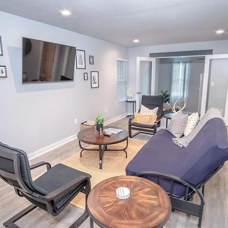 Stylish 4 Br2Ba Renovated Home Near Downtown San Antonio Exterior photo