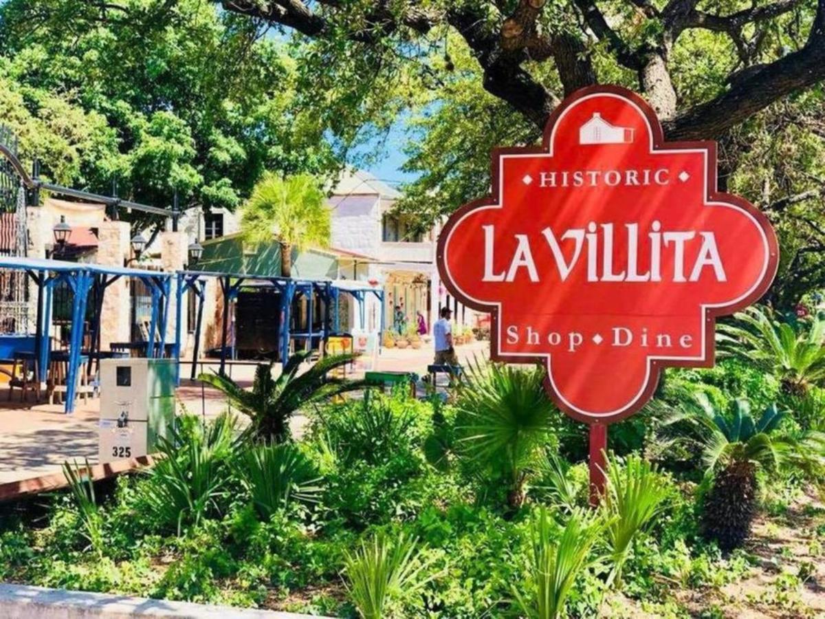 Stylish 4 Br2ba Renovated Near Downtown